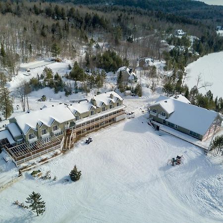 Pourvoirie Du Lac Blanc Saint-Alexis-des-Monts Exterior foto