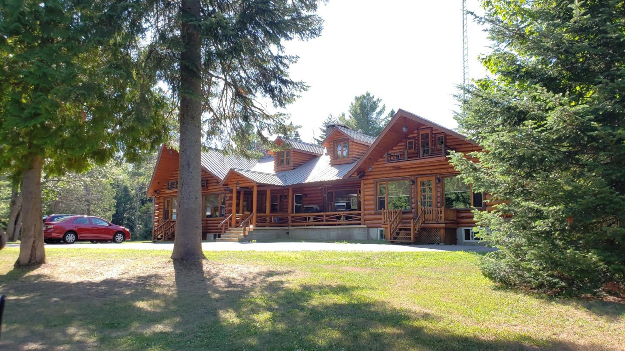 Pourvoirie Du Lac Blanc Saint-Alexis-des-Monts Exterior foto